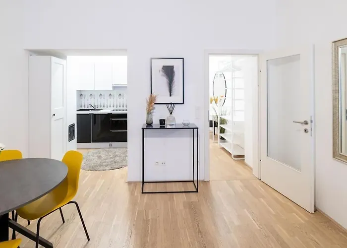 Beautiful Apartment In Vienna\'S Heart 1B